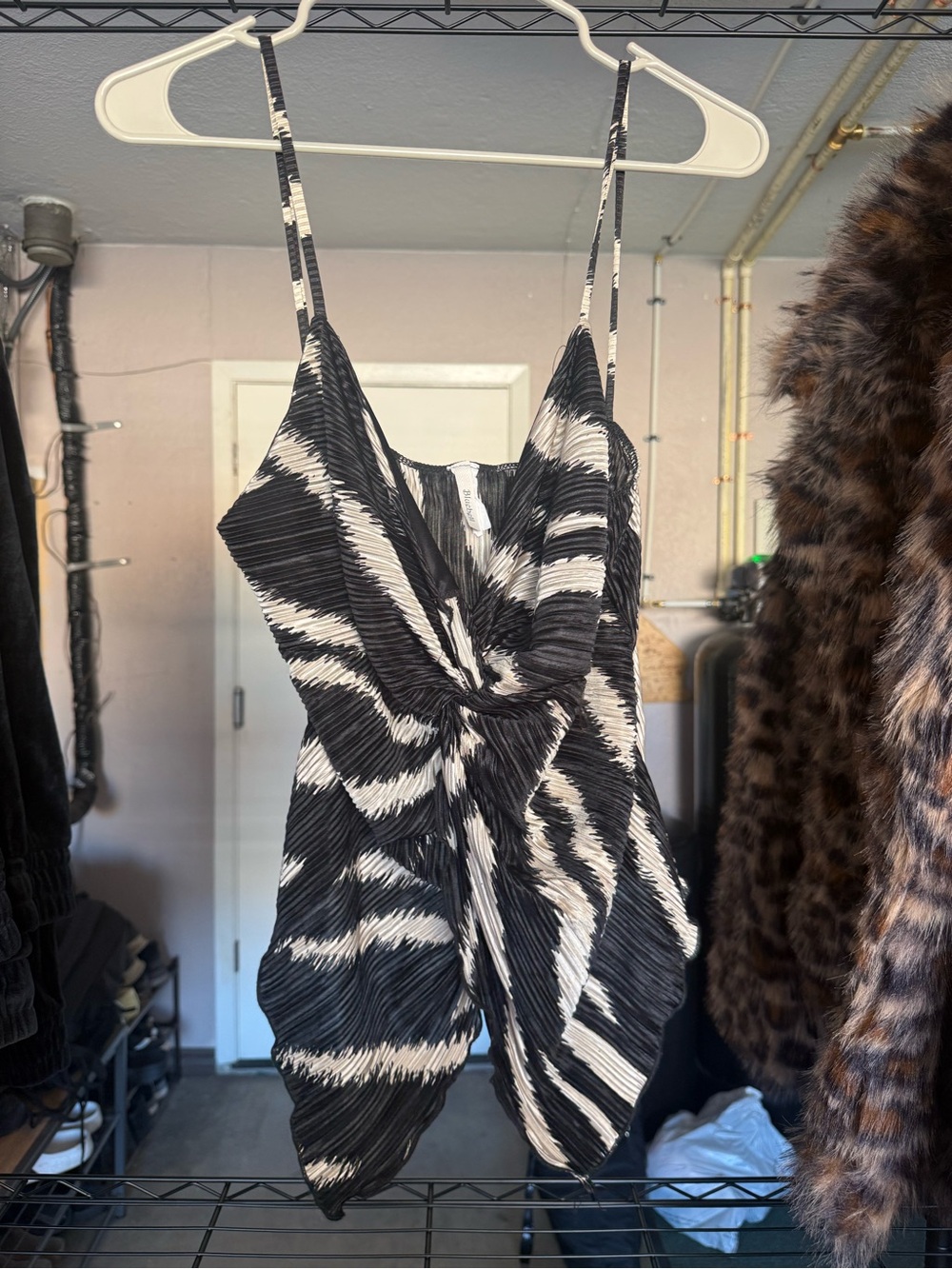 Bluebelle Black & White Twist-Front Tank Top
